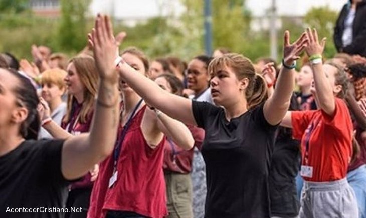 Crecen iglesias evangélicas en Francia abriendo un templo cada 10 días   Evangelicos-francia