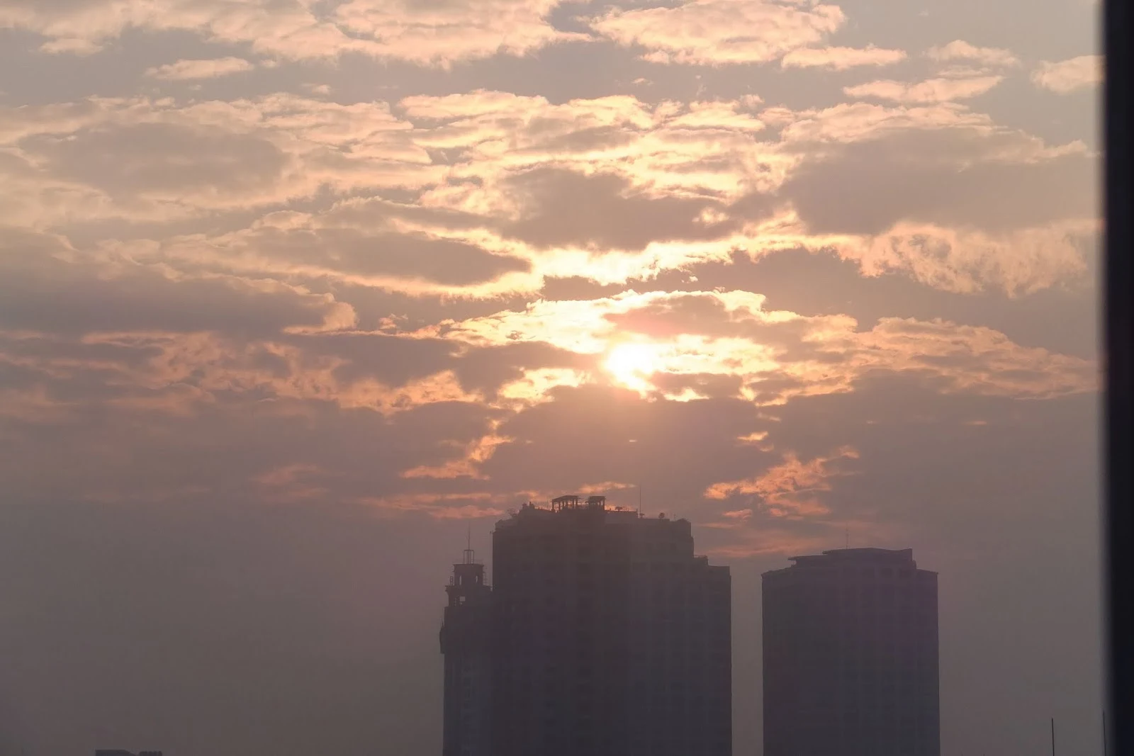 sunrise-hanoi ハノイの夜明け