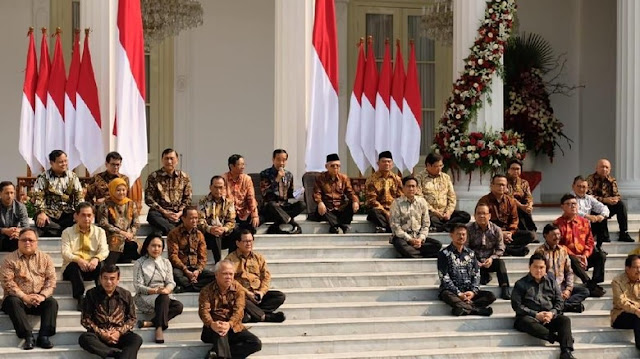 Ini Susunan Lengkap Kabinet Indonesia Maju Jokowi-Ma'ruf Ini Susunan Lengkap Kabinet Indonesia Maju Jokowi-Ma'ruf
