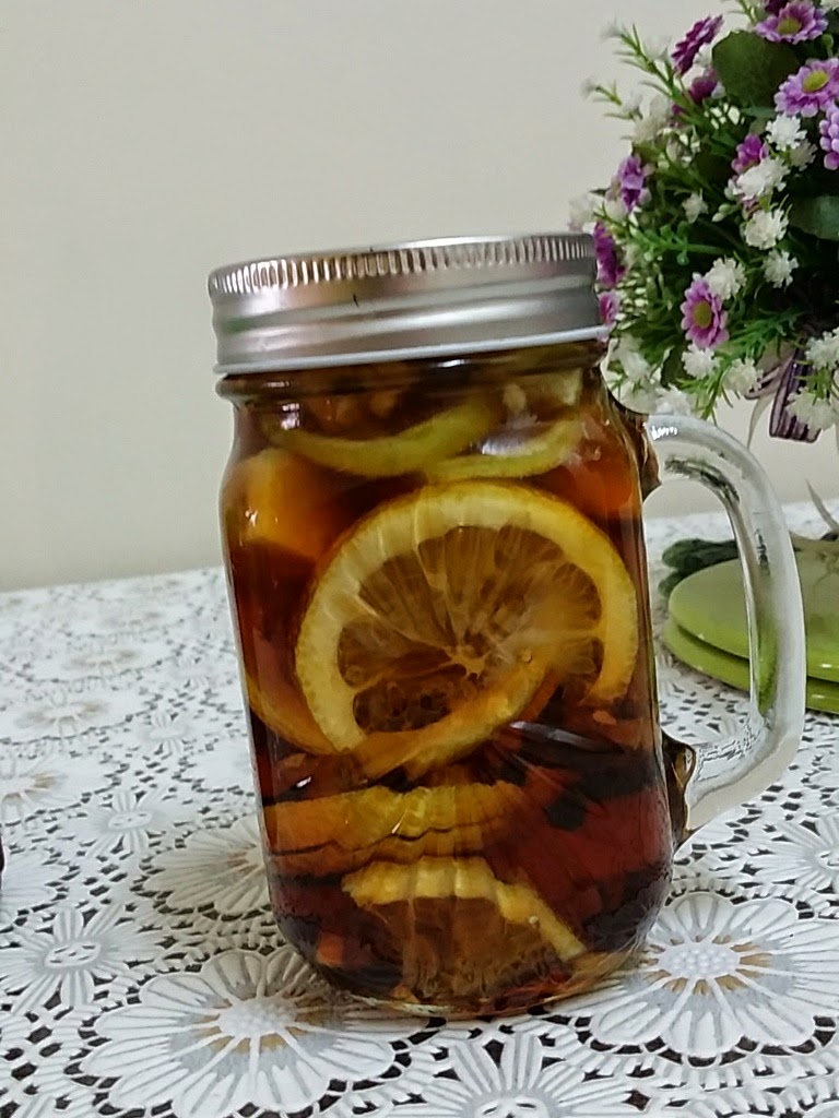 Xing Fu MAKING HONEY LEMON COUGH SYRUP xing-fu-making-honey-lemon-cough-syrup