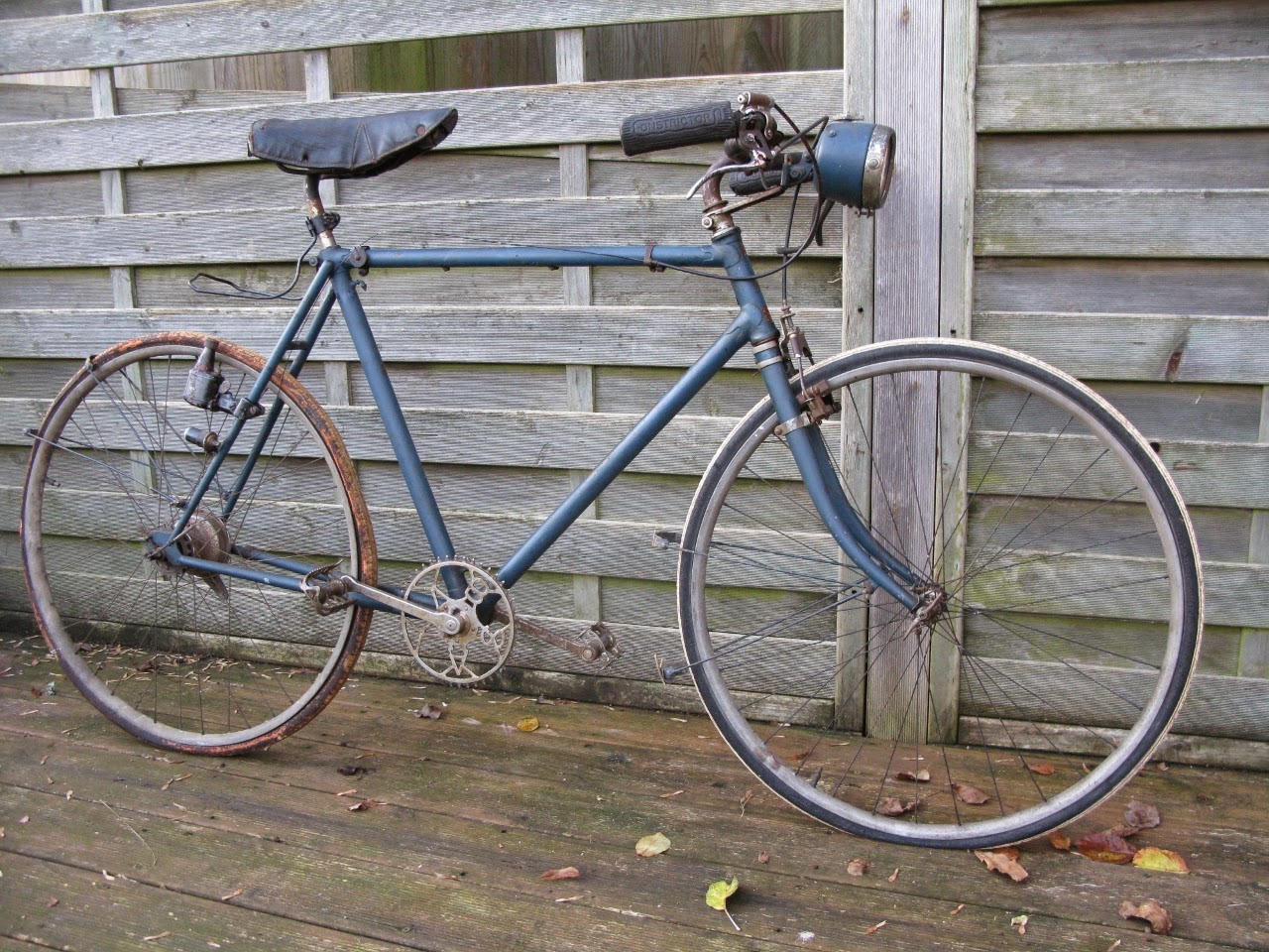 Vintage Bicycling veteran, vintage, classic and retro bicycle blog