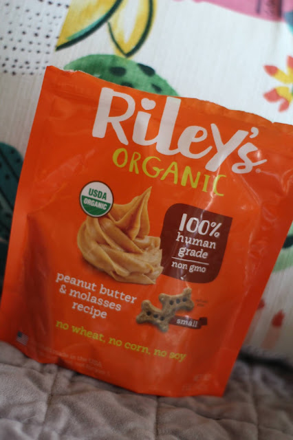 riley's organic dog treats