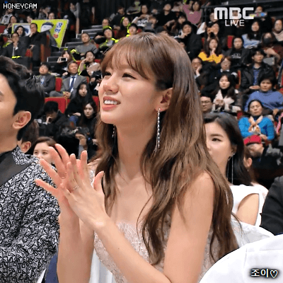 171230 MBC 연기대상 혜리.gif | 인스티즈