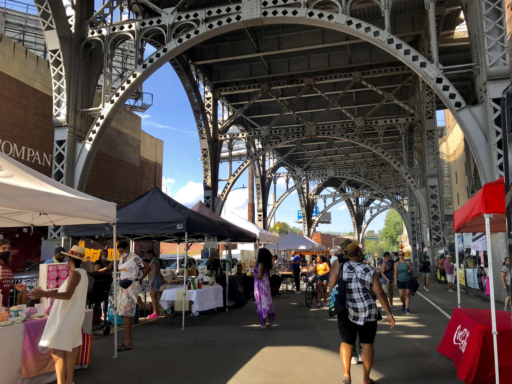 H A R L E M + B E S P O K E SHOP UPTOWN NIGHT MARKET BENEATH THE VIADUCT