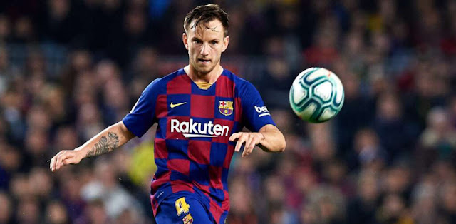 راكيتيتش يودع برشلونة وينتقل رسمياً إلى إشبيلية راكيتيتش يودع برشلونة وينتقل رسمياً إلى إشبيلية