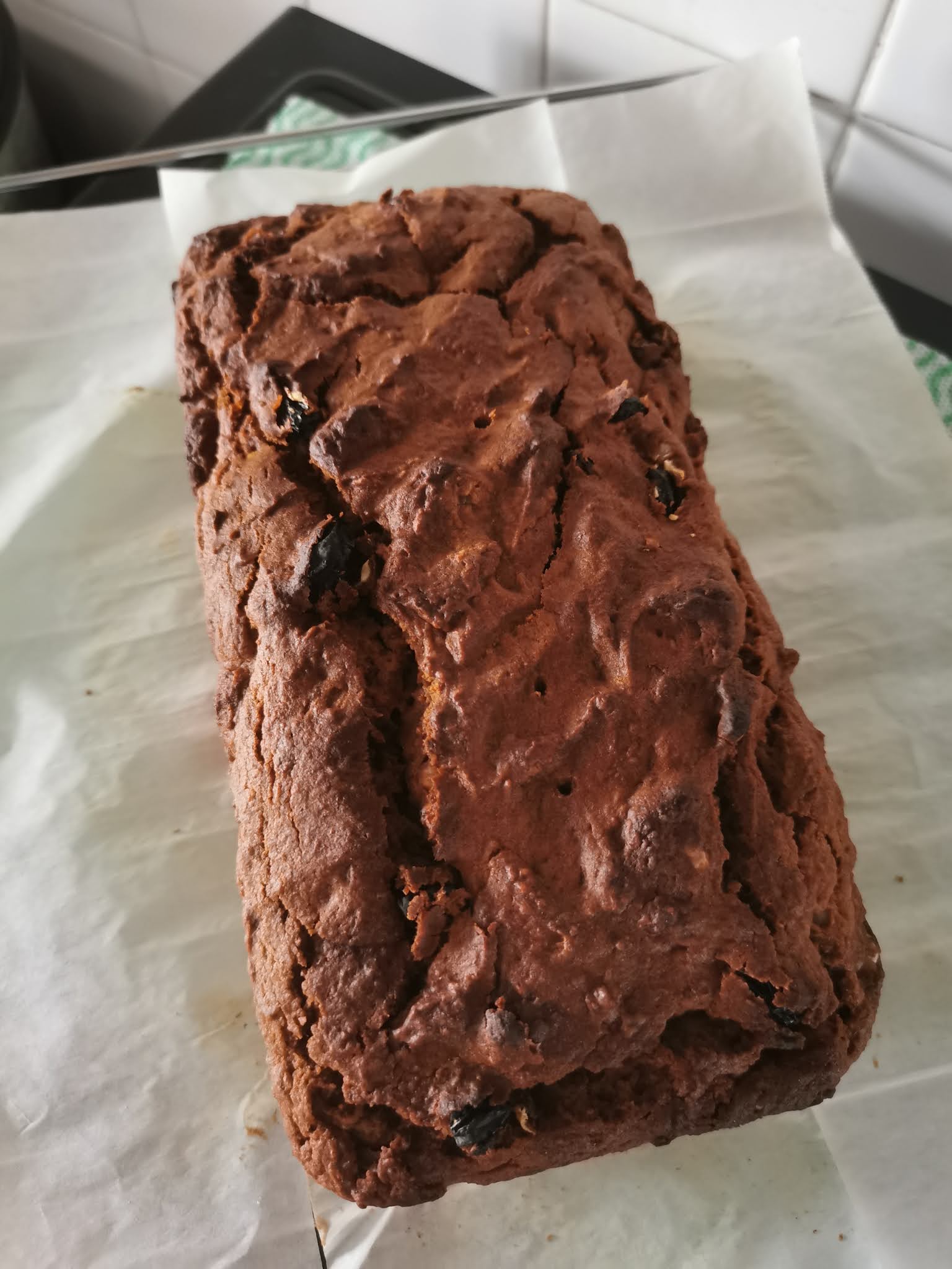 Mia Bakes Applesauce Walnut & Raisin Quick Bread (With Green Banana