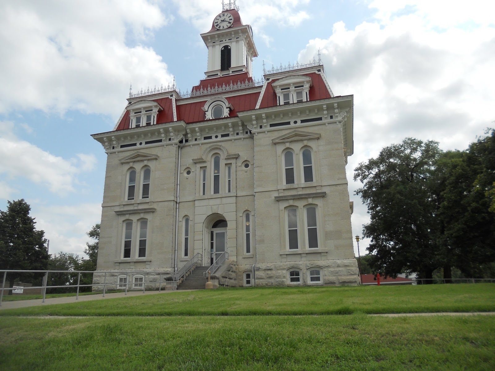 JUST ME The Chase County Courthouse in Cottonwood Falls (in the Flint
