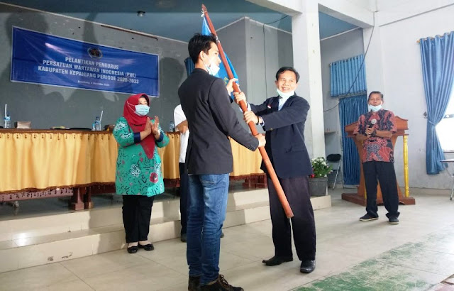 Mukhtar Amin resmi dilantik sebagai Ketua PWI Kabupaten Kepahiang periode 2020-2023