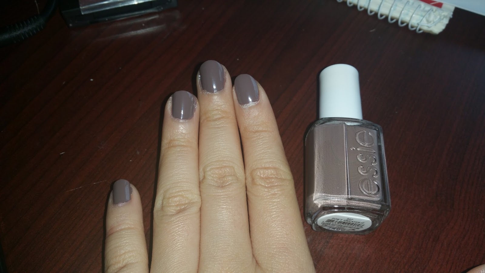 NOTD Essie's Don't Sweater It Pink Petals