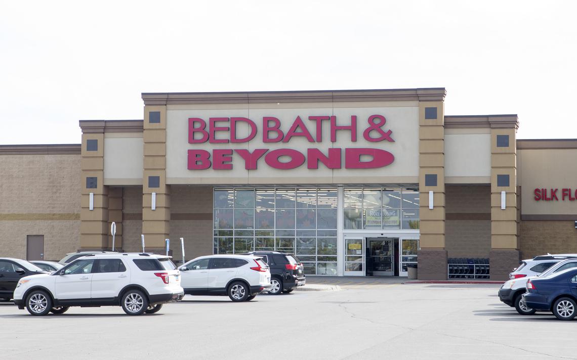 Observations, Reservations, Conversations Bed Bath and Beyond in Grand Forks to Close Thanksgiving