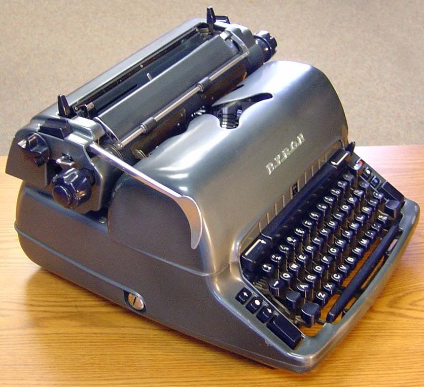 oz.Typewriter The BarLock Portable Typewriter