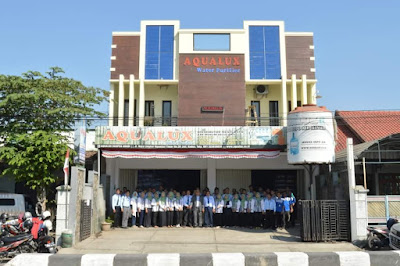 lowongan AQUALUX merupakan salah satu perusahaan yang bergerak di bidang Manufaktur dan Distributor Mesin Air Minum dengan 16 Cabang di Seluruh indonesia. Dengan mengikuti perkembangan jaman, kami membuka kesempatan untuk anda bergabung dan berkarir pada posisi berikut ini : MANAGER KEUANGAN Kualifikasi : Pendidikan Minimal D3/S1 Akuntansi/Manajemen Keuangan/Ekonomi lowongan AQUALUX merupakan salah satu perusahaan yang bergerak di bidang Manufaktur dan Distributor Mesin Air Minum dengan 16 Cabang di Seluruh indonesia. Dengan mengikuti perkembangan jaman, kami membuka kesempatan untuk anda bergabung dan berkarir pada posisi berikut ini : MANAGER KEUANGAN Kualifikasi : Pendidikan Minimal D3/S1 Akuntansi/Manajemen Keuangan/Ekonomi