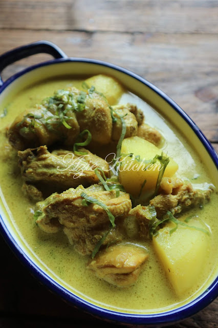 Ayam Masak Lemak Kuning Azie Kitchen