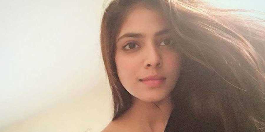 Malavika mohanan IMAGES, GIF, ANIMATED GIF, WALLPAPER, STICKER FOR WHATSAPP & FACEBOOK