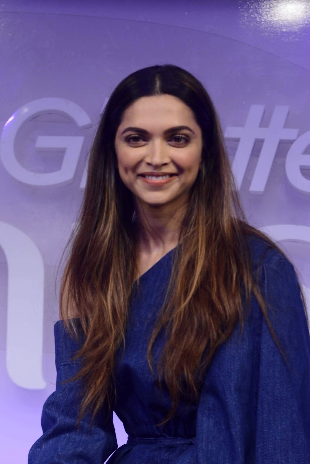 Deepika Padukone Displays Her Long Sexy Legs At The launch of Gillette Venus Breeze, in Mumbai