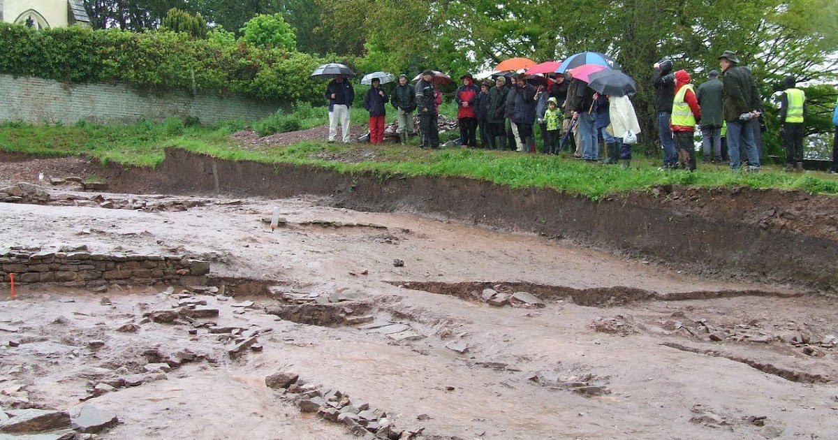 What Is A Minster MeaningKosh