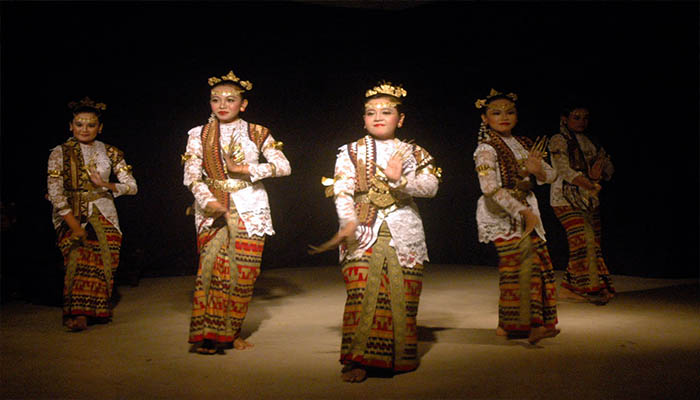 Tarian Tradisional Dari Lampung Dan Penjelasannya Cinta Indonesia