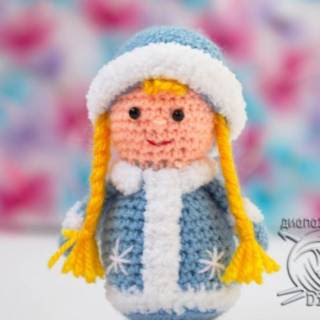 PATRON GRATIS MUÑECA NAVIDAD AMIGURUMI 31637