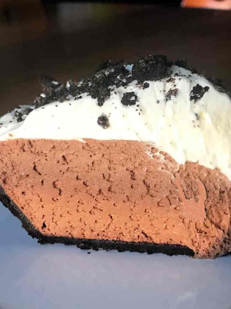 Mile-High Chocolate Mousse Pie