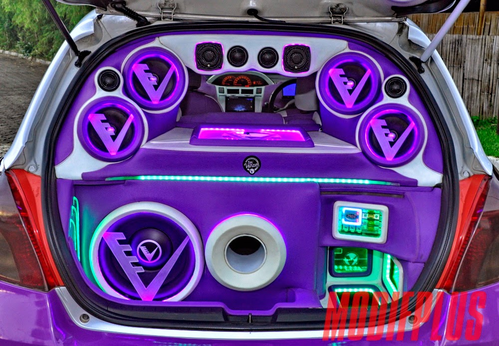 Contoh Custom Audio Venom ~ Exclusive Modification Car