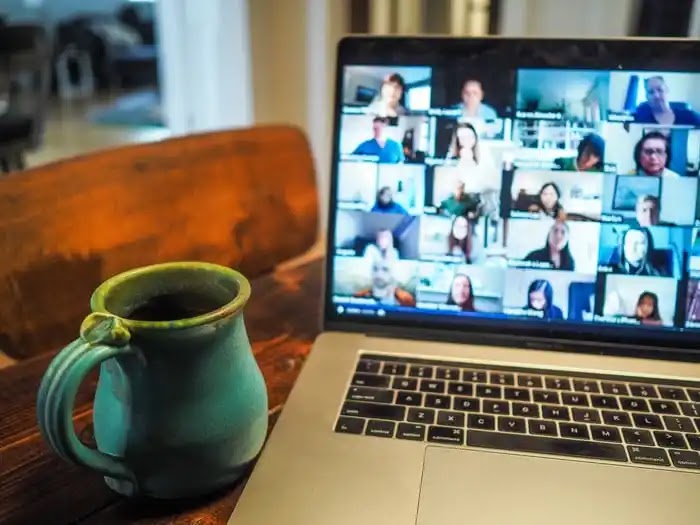 Stay connected with your remote team like this