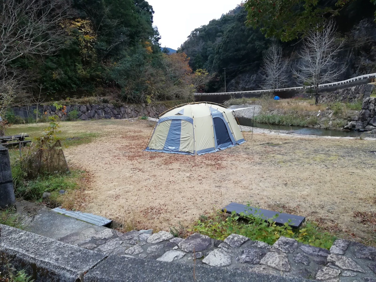 Like A Jetsetter 新規開拓の無料キャンプ場 和歌山 猪谷川水辺公園 4年目 26泊目