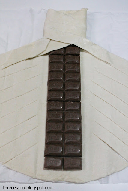  TRENZA DE HOJALDRE CON CHOCOLATE 