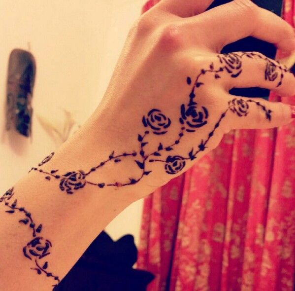 15 Beautiful and Pretty Tattoo Mehndi Designs for Brides