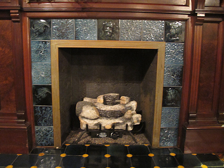 ARCHITECTURAL TILES, GLASS AND ORNAMENTATION IN NEW YORK Brooklyn's