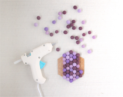 Felt Pom Pom Coasters // Benzie Design Felt Pom Pom Coasters // Benzie Design