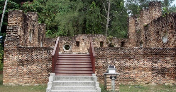 PENJAJAHAN BELANDA DI TANAH MELAYU : PENDUDUKAN BELANDA DI PERAK