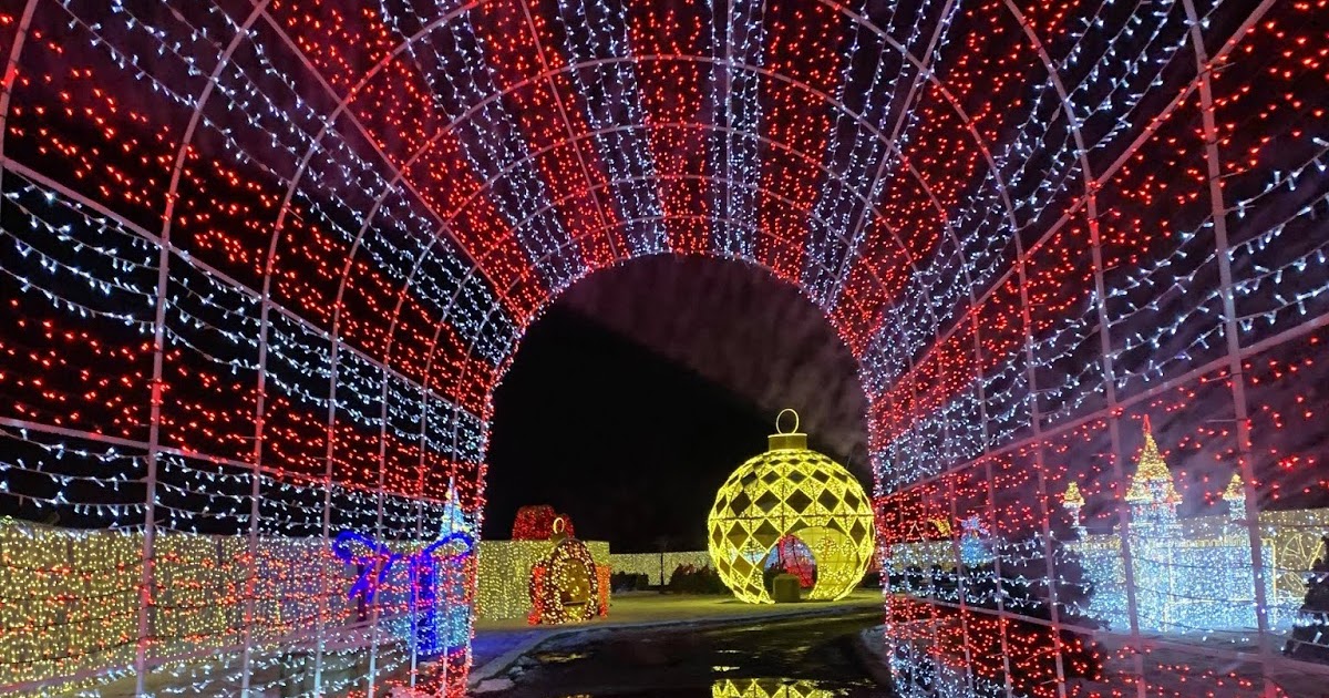 Vantraveller Christmas Glow in Langley Review Is it worth it?