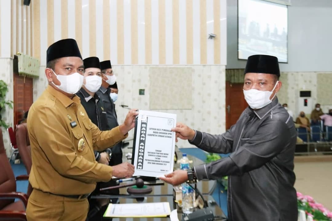 DPRD Menyetujui Ranperda Pertanggungjawaban Pelaksanaan APBD TA 2020 Kabupaten Sergai DPRD Menyetujui Ranperda Pertanggungjawaban Pelaksanaan APBD TA 2020 Kabupaten Sergai