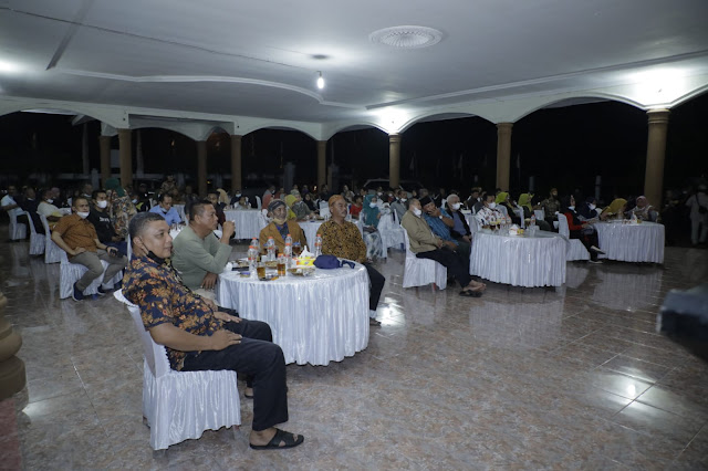 Bupati Asahan Menghadiri Pertunjukan Wayang Kulit Bupati Asahan Menghadiri Pertunjukan Wayang Kulit