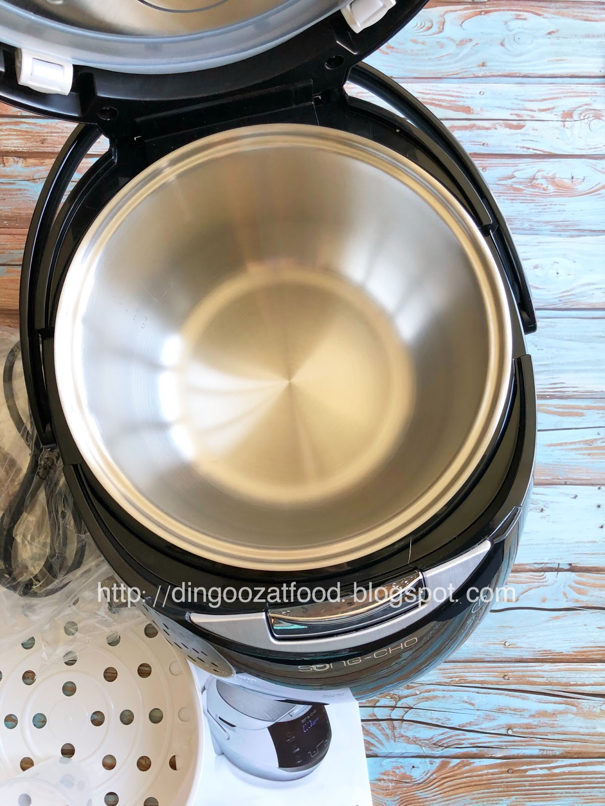 Miki's Food Archives Song Cho Stainless Steel 1.8L Rice Cooker (SC