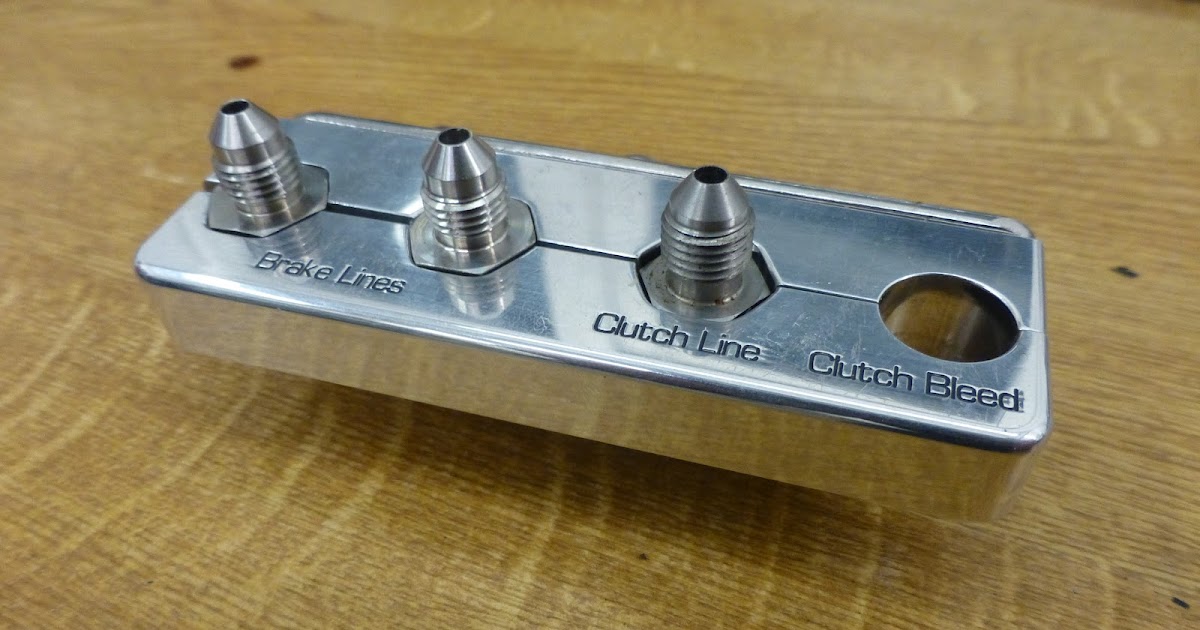 Jonathan's GD427 Mk IV Brake Pipe Clamp