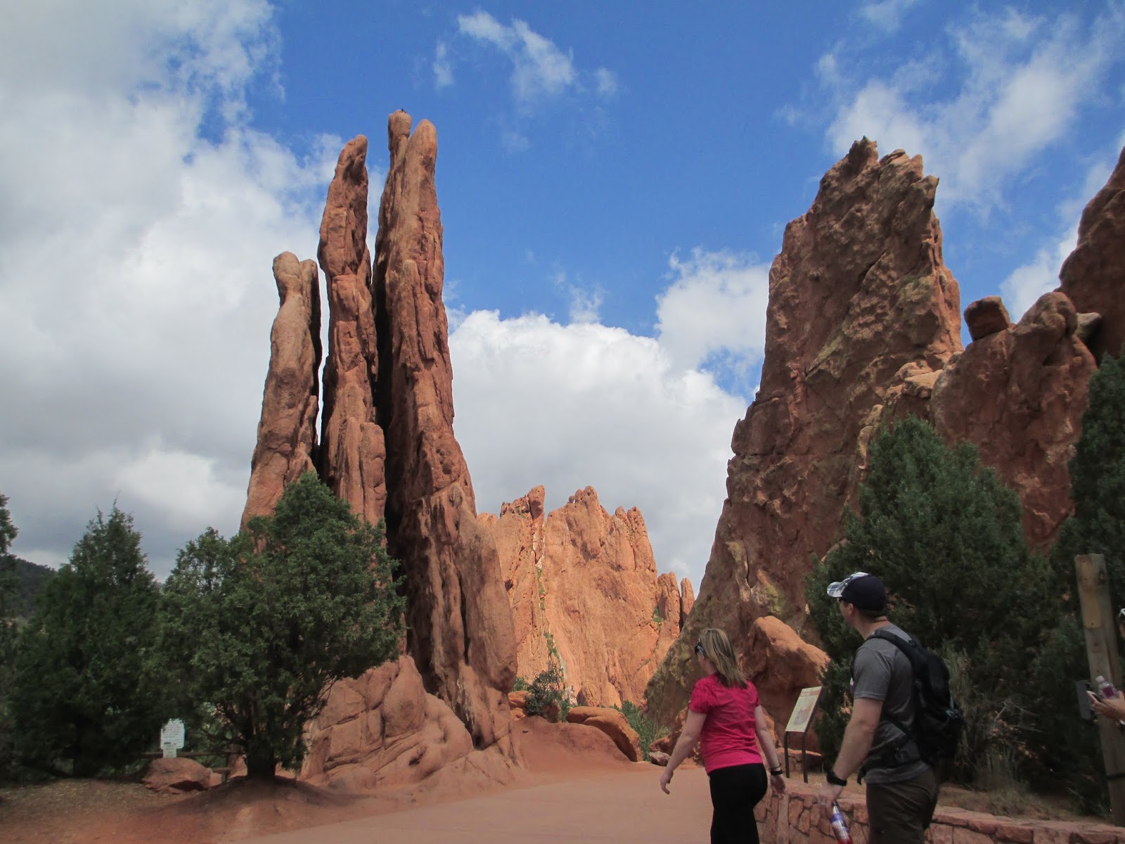 Ten Wheels Turnin': Big Rocks, Big RED Rocks