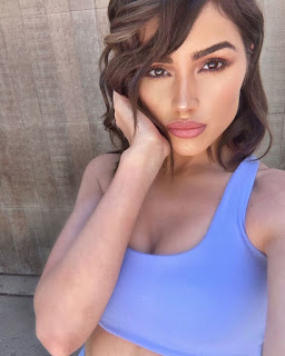 Olivia Culpo Style - Social Media 05/01/2020
