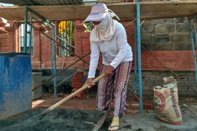 Jika Istri Ikut Mencari Nafkah, Suami Sering Lupa Akan Kewajibannya