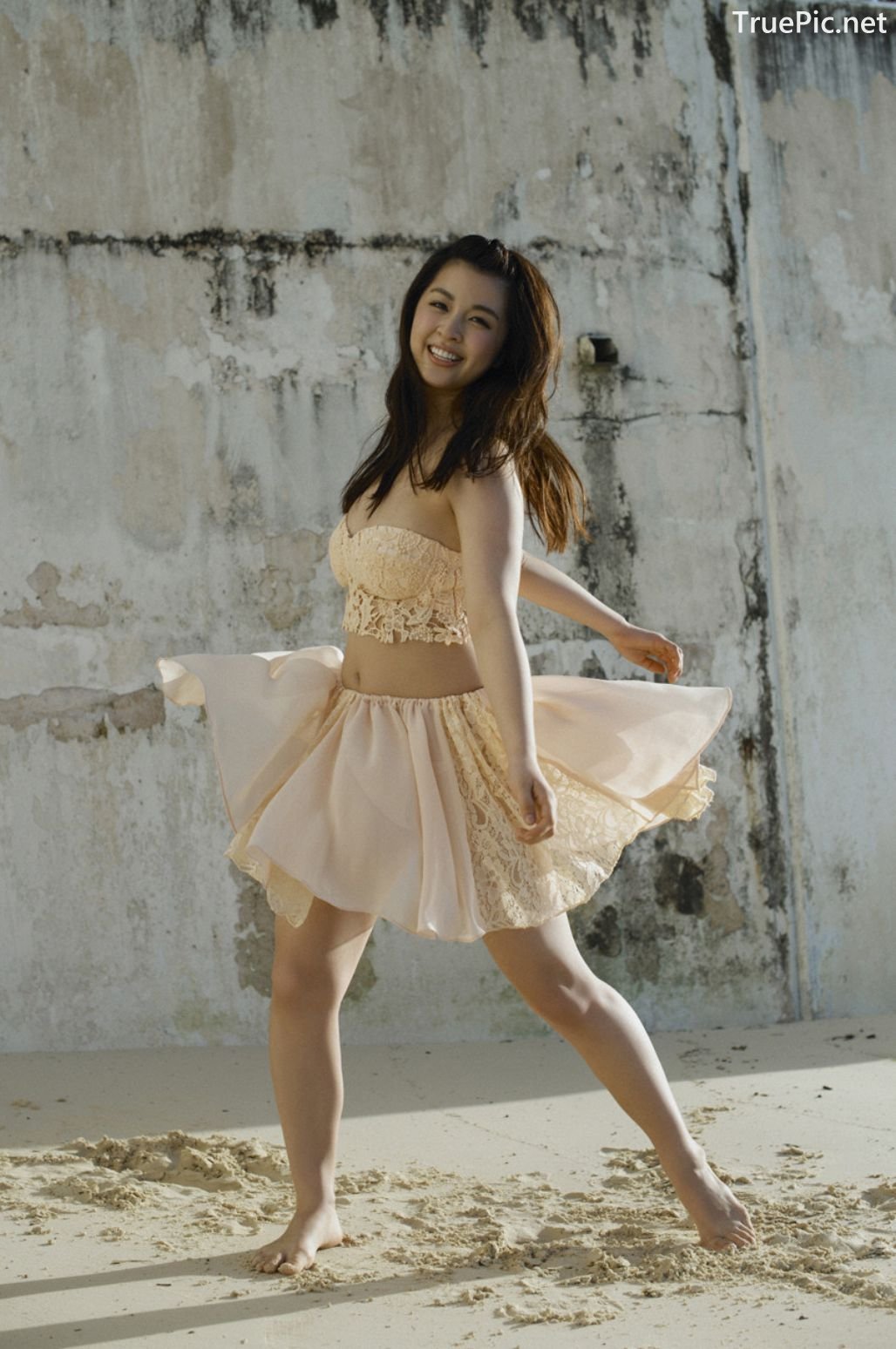Image-Japanese-Actress-And-Model-Yurina-Yanagi-Blue-Sea-And-Hot-Bikini-Girl-TruePic.net- Picture-20