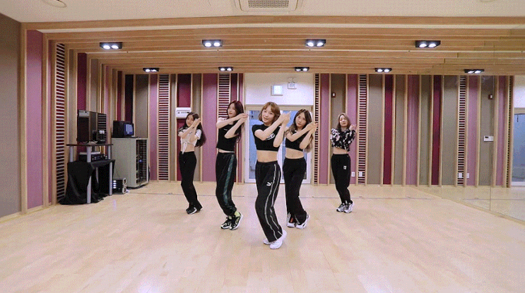 비주얼맛집인줄만 알았는데 군무+피지컬도 쩌는 신인 | 인스티즈