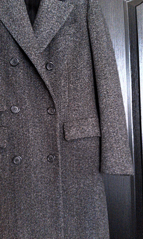 FOCAL POINT STYLING: MY FRIDAY FIND: A Brooks Brothers Polo Coat for $8