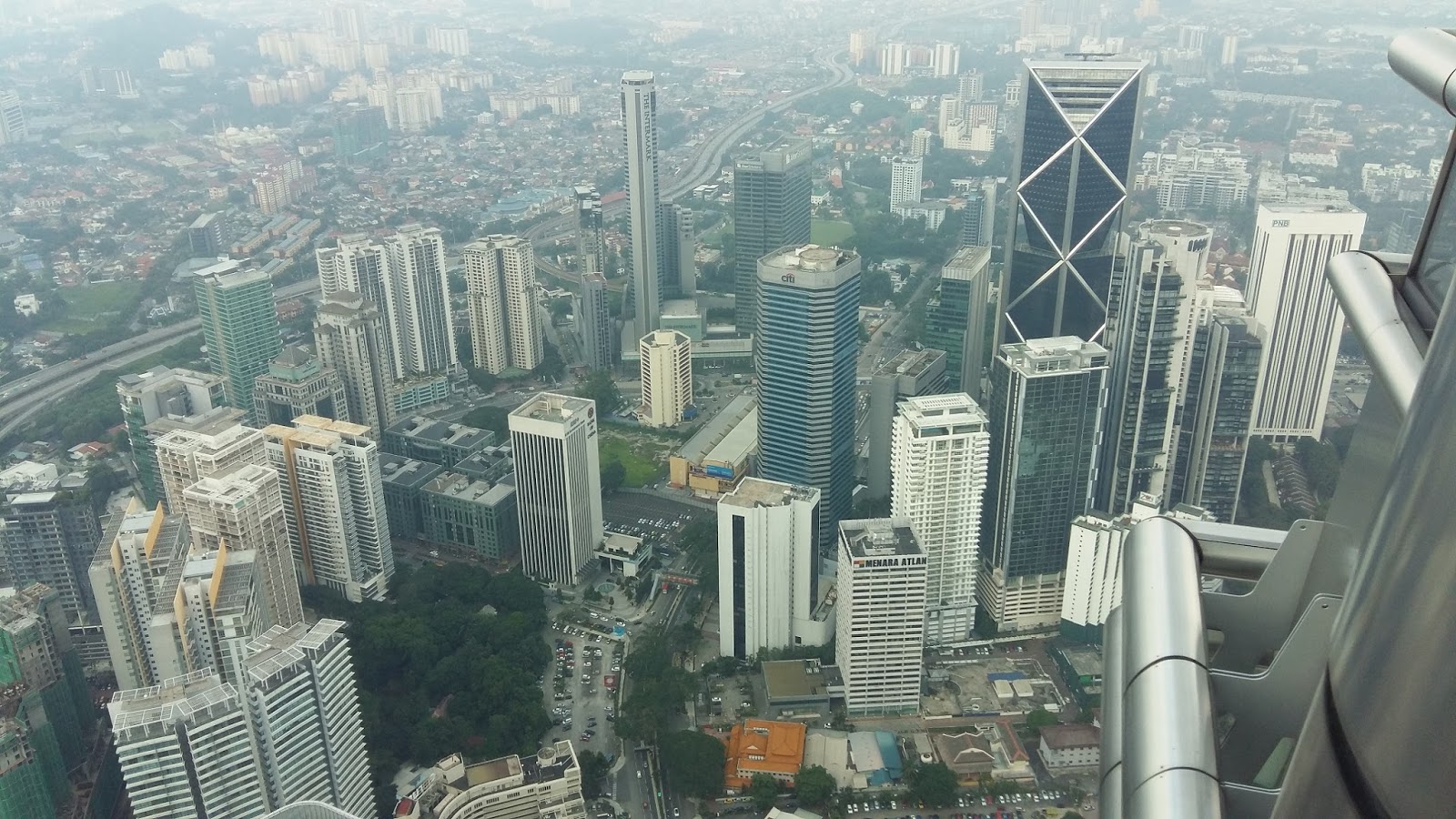 My life My secret: Edisi ketibaan di bandara antar bangsa KLIA-Kuala Lumpur