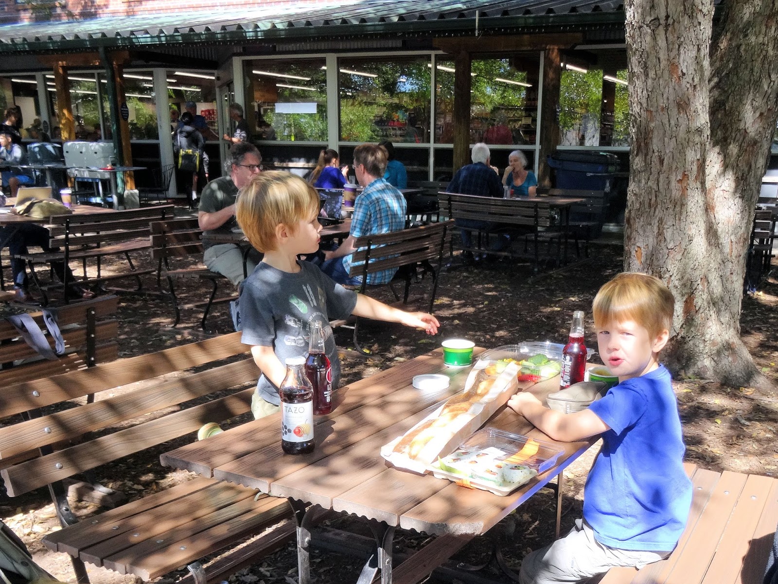Femme au foyer Carrboro, North Carolina