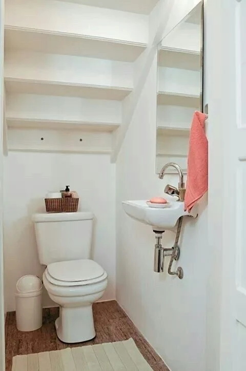 kamar mandi minimalis di bawah tangga kamar mandi minimalis di bawah tangga
