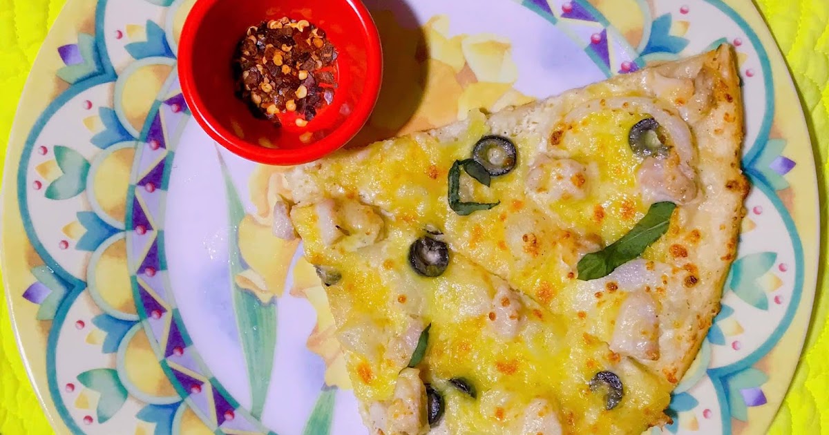 Yellow Cab Chicken Alfredo Pizza