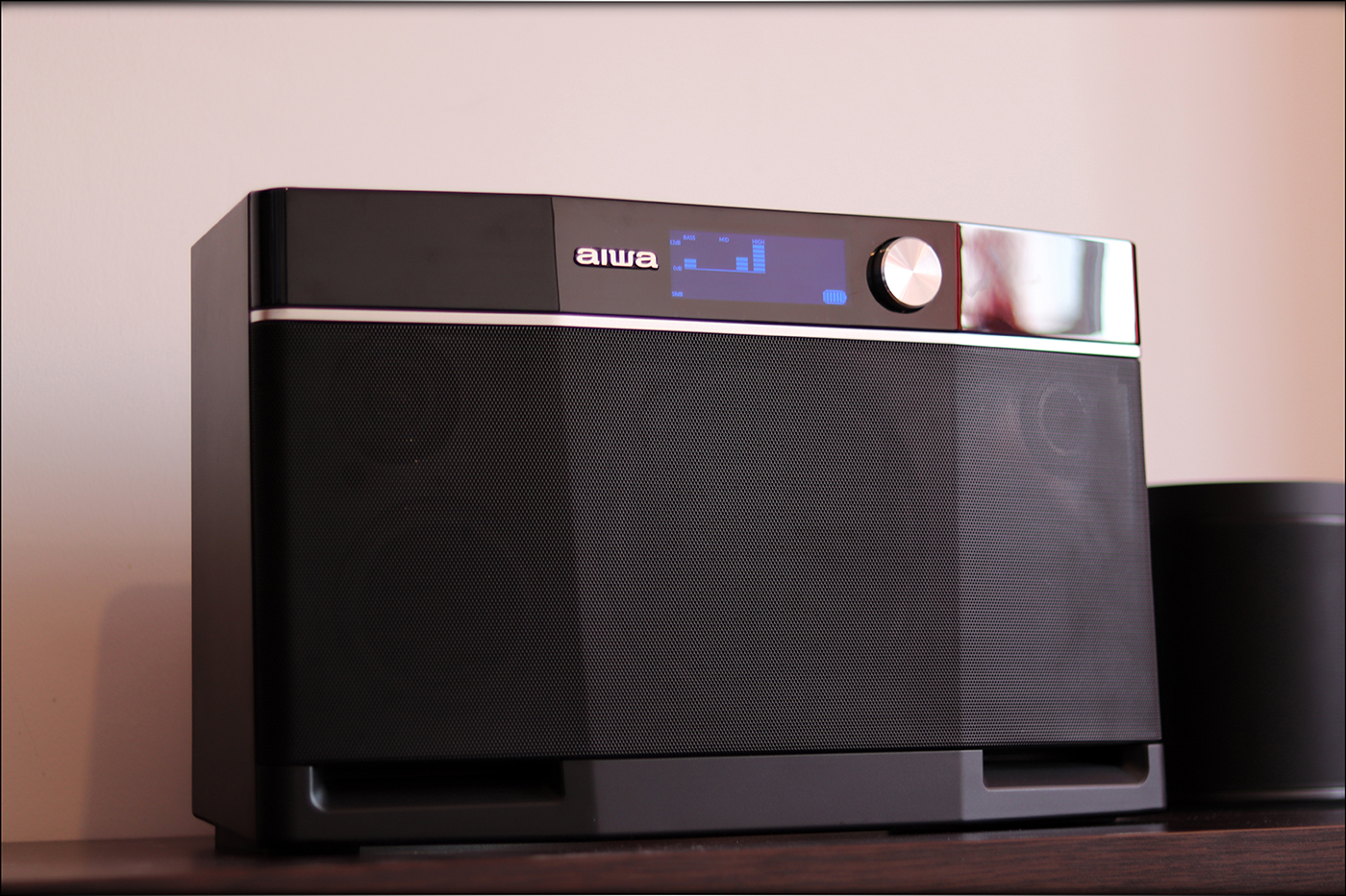 AIWA-Exos-9-Exos9-Nine-Bluetooth-Speaker-3-Way-Crossover-Midrange-5-Drivers-Audiophile-Heaven-Review-10.jpg