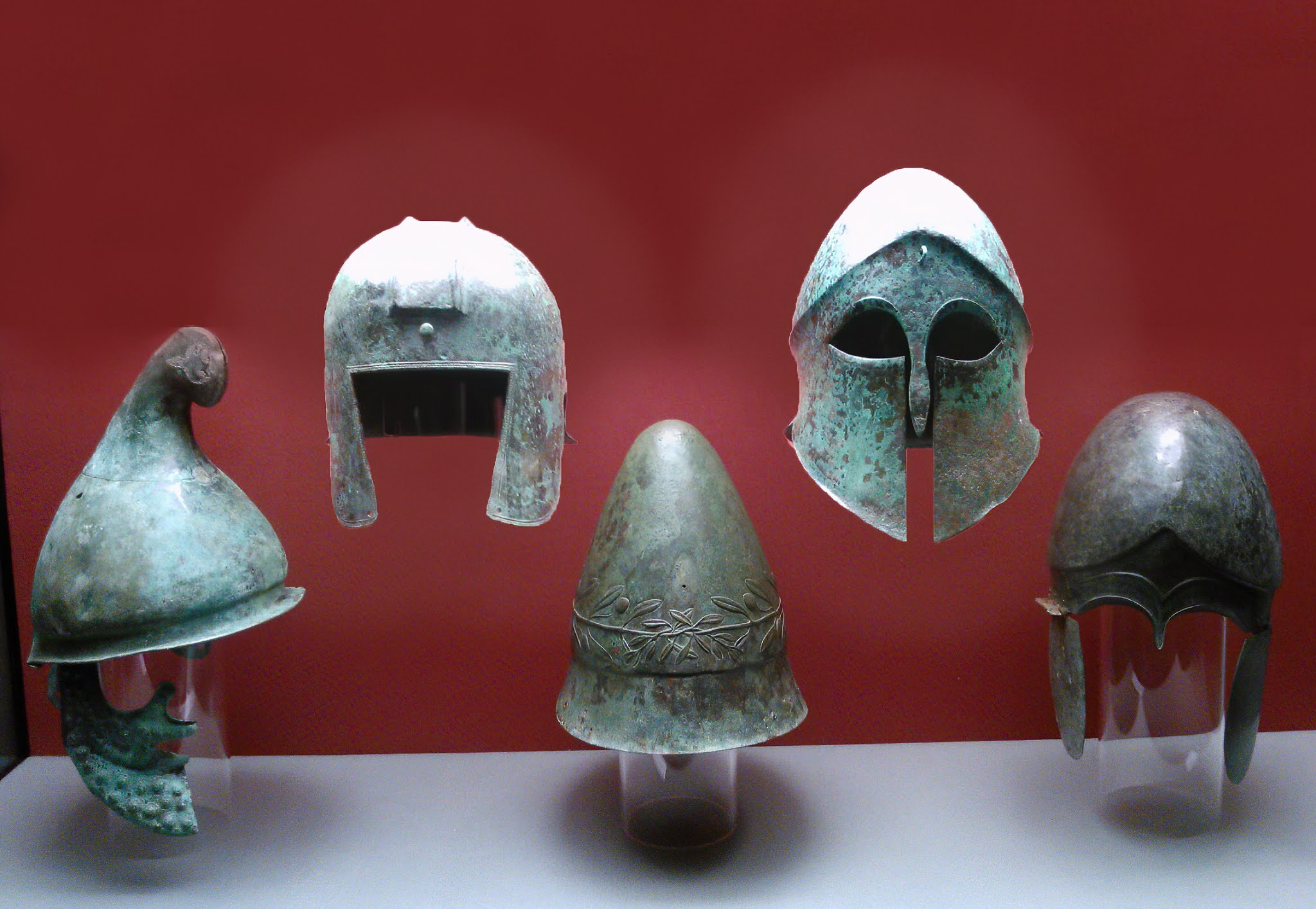 Roman Times The symbolic Corinthian helmet in Greek, Etruscan, and