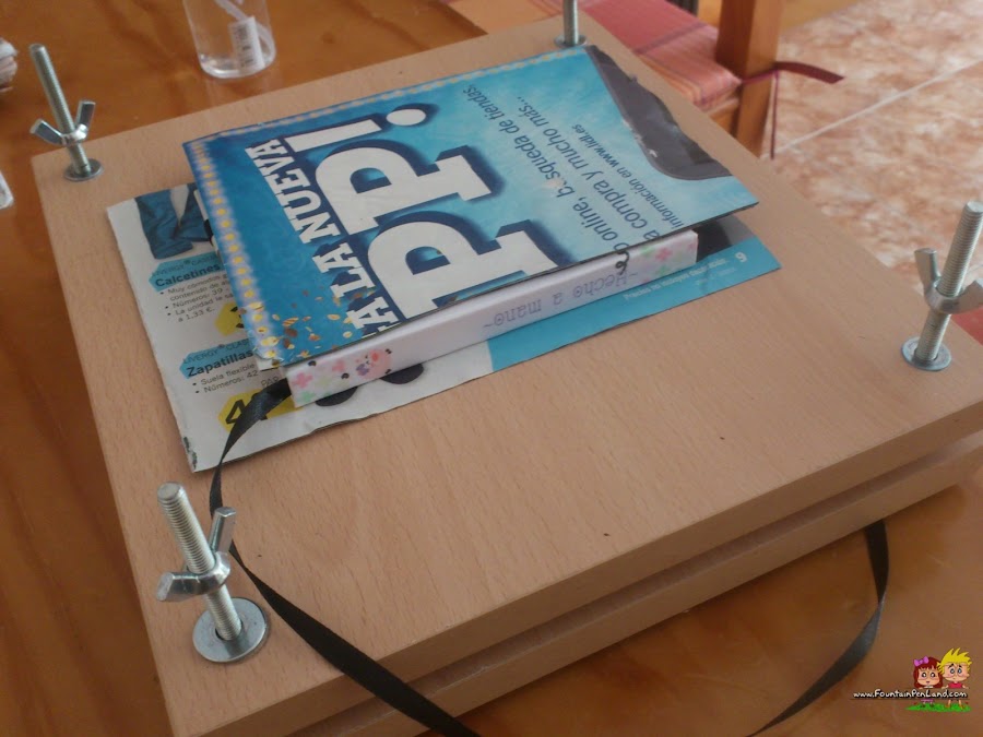 Handmade notebook not made in china, libretas artesanales, regalos especiales, regalo especial personalizado, artesanía. Handcraft.