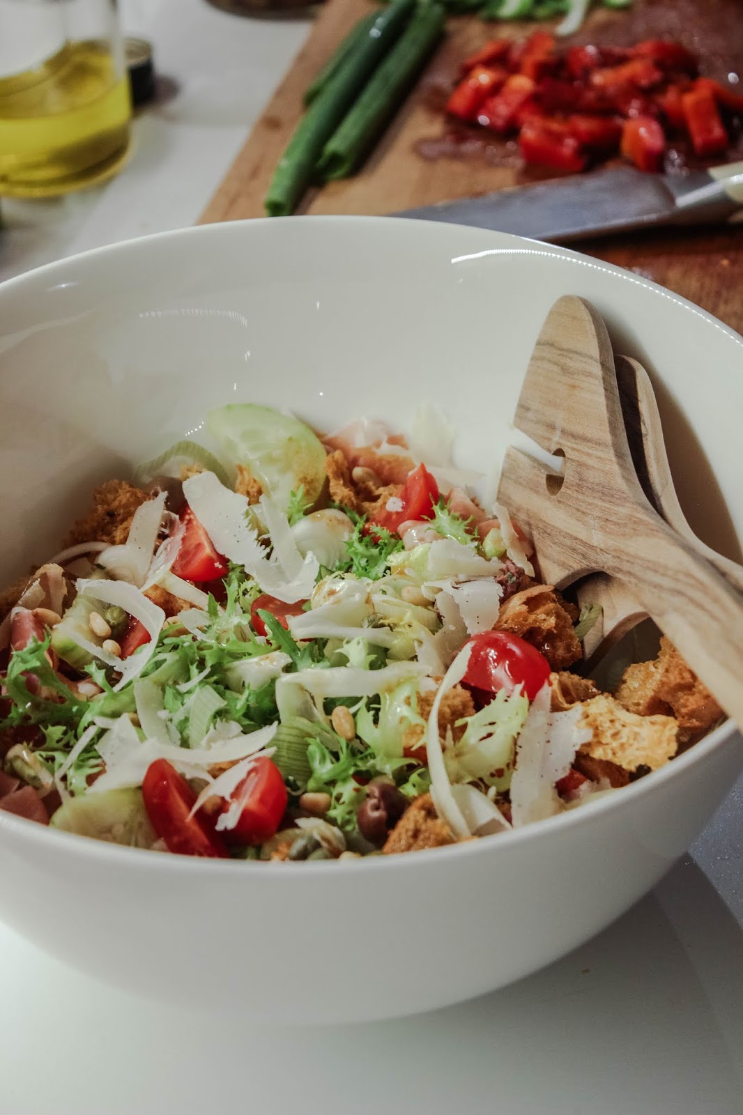 Kochfelder: Toskanischer Brotsalat Kochfelder: Toskanischer Brotsalat